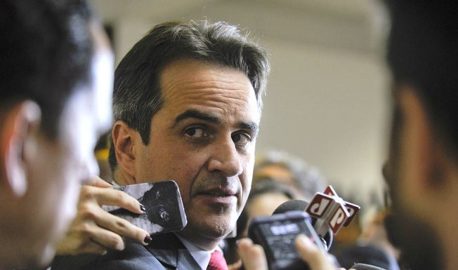 Gilmar pede vista de denúncia contra Ciro Nogueira e interrompe julgamento
