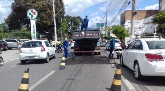 Operação Tapa-Buraco é intensificada no centro de Alagoinhas