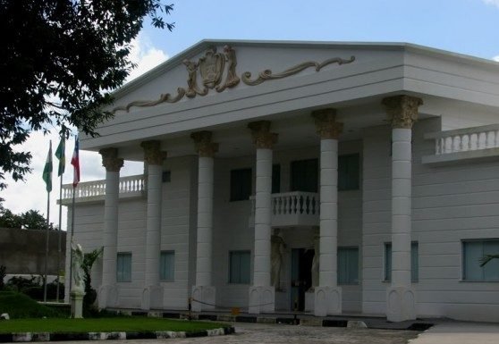 MPF entra com ação civil contra prefeitura de Esplanada por desvio de R$ 6,5 mi da Fundeb