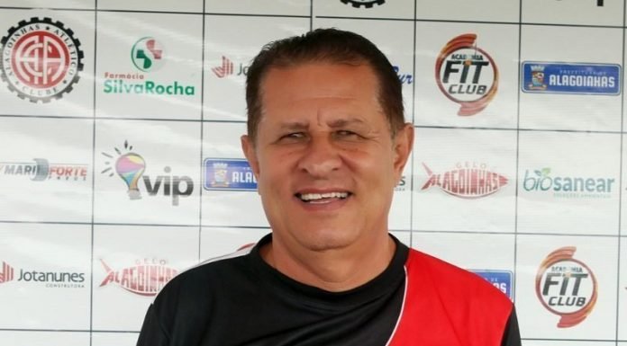 Arnaldo Lira entra em acordo com a diretoria do Atlético de Alagoinhas e permanecerá no comando da equipe