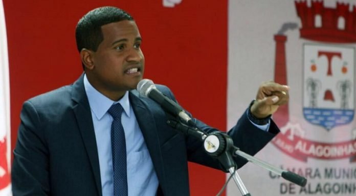 Líder da oposição repudia declaração do prefeito Joaquim Neto, “Somos contra fake news”