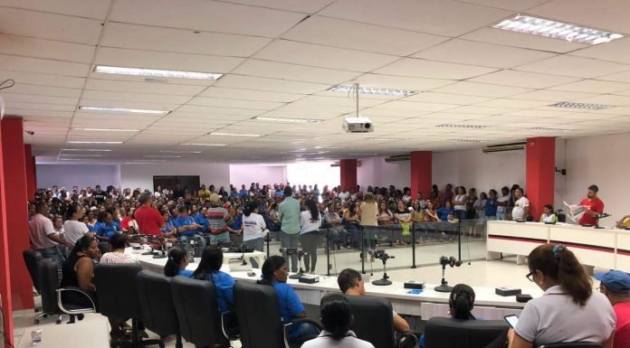Servidores municipais de Alagoinhas aceitam nova proposta do governo e encerram greve