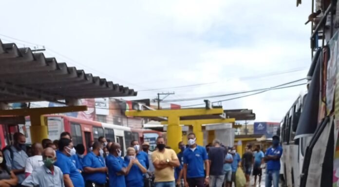 Rodoviários do transporte público urbano de Alagoinhas paralisam atividades