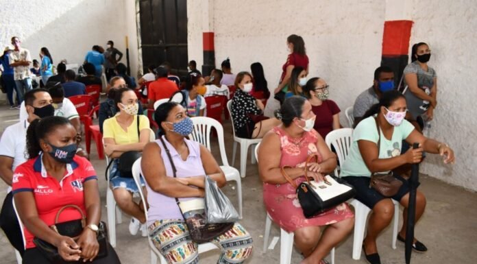 Vacinação contra a Covid-19 em Alagoinhas: confira o público desta quinta (5)