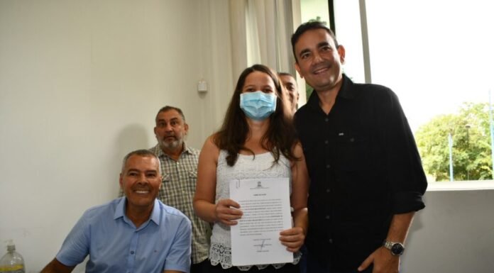 Prefeito Joaquim Neto dá posse a mais 28 aprovados em concurso