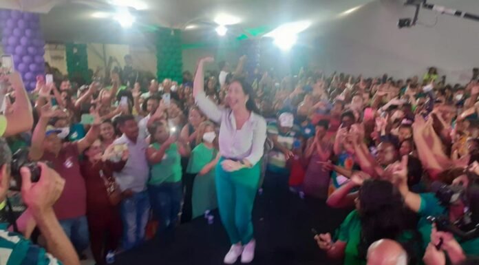Lançamento da candidatura de Ludmilla Fiscina reúne 48 municípios em Alagoinhas