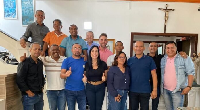 Onze vereadores de Alagoinhas declaram apoio a Ludmilla Fiscina para deputada estadual