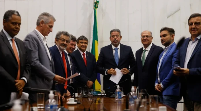PEC da Gastança pode elevar dívida bruta a 95,3% do PIB em 2031, diz relatório do Instituto Fiscal Independente do Senado