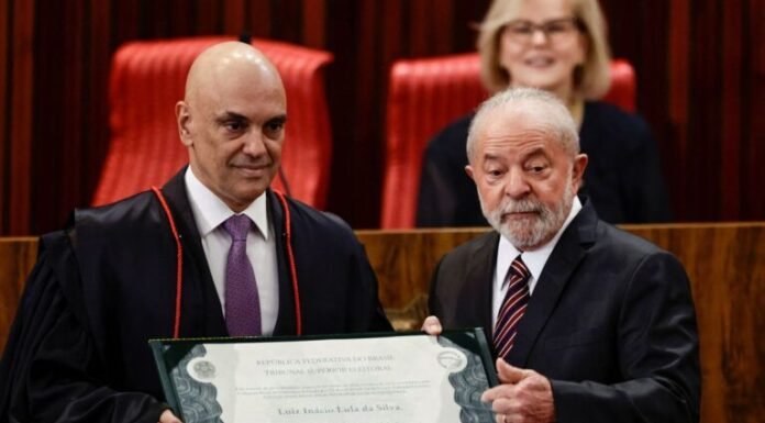 Ministro Alexandre de Moraes é hostilizado por brasileiros em aeroporto na Itália