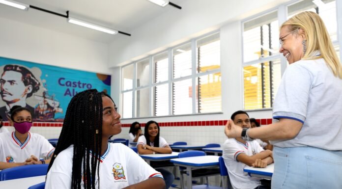 Começam segunda-feira (6) as aulas na rede estadual de ensino