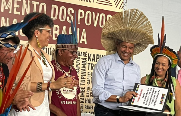 Governador Jerônimo Rodrigues anuncia investimentos em universidades para atender estudantes indígenas