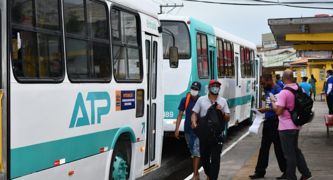 Comércio de Alagoinhas funcionará sábado(13) e domingo(14) com transporte coletivo gratuito para a população