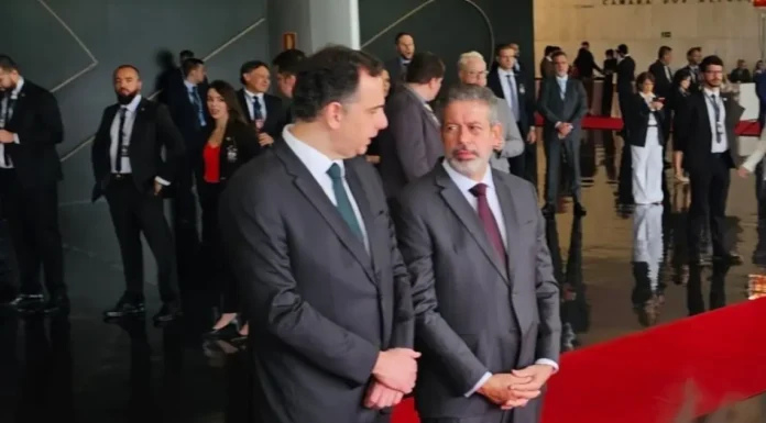 Discussão de isenção do IR até R$ 5 mil só em 2025