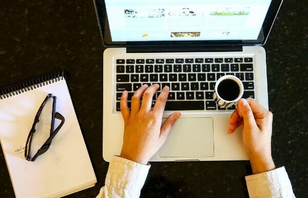 IBGE registra crescimento em 2022 do setor empresarial na Bahia