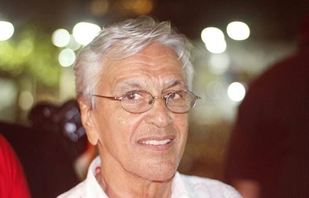 Caetano Veloso recorre de decisão contra a Osklen e acusa sonegação