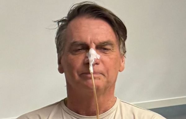 Bolsonaro deve ter alta hospitalar nos próximos dias após cirurgia no intestino
