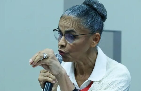 Marina Silva deixa audiência após senador afirmar que ministra ‘não merece respeito’
