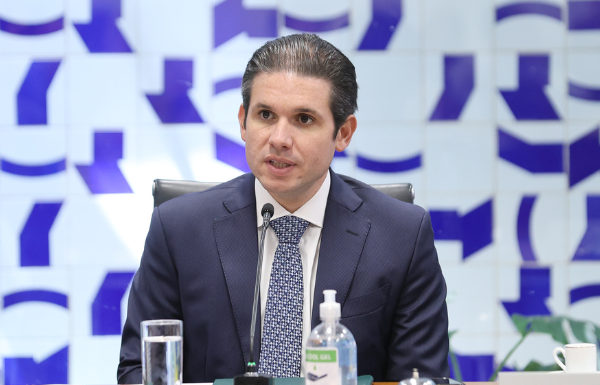 Presidente da Câmara diz que Brasil ‘não precisa de mais imposto’ após alta no IOF