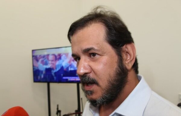 Antônio Rueda cobra Lula e diz que ele deveria ligar para Trump