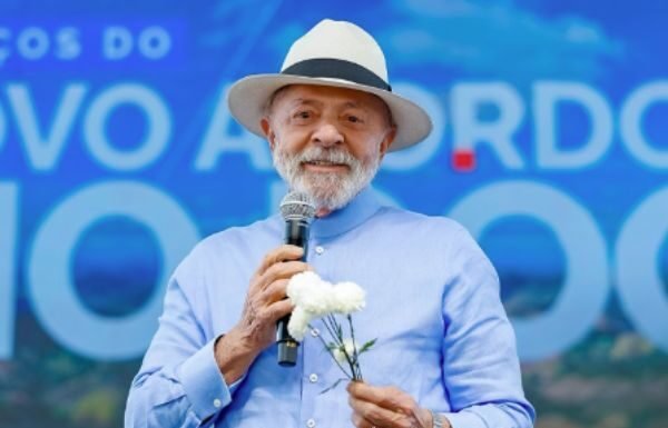 Após tarifaço de Trump, desaprovação a Lula recua para 53%, aponta Quaest