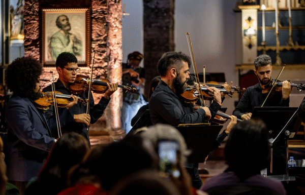 OSBA leva concerto ‘Vozes do Sagrado’ à Feira Literária de Mucugê