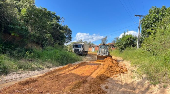 Manutenção: Prefeitura realiza trabalhos em estradas vicinais da região do Ponto do Beiju