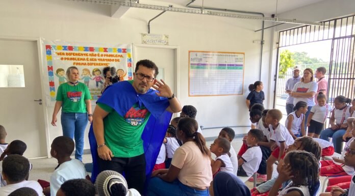 Alunos da rede municipal participam do Fast Heroes e aprendem a salvar vidas em casos de AVC