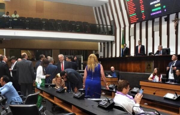 ALBA aprova pagamento de precatórios a professores da rede estadual