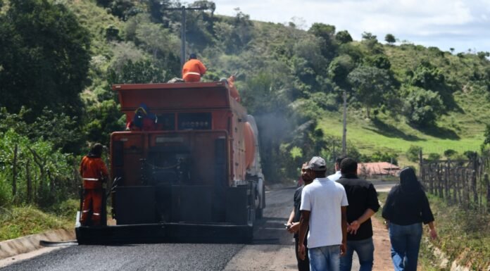 Pavimentação da estrada do Oiteiro está em processo de finalização