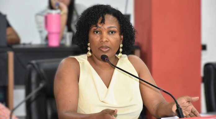 Juci Cardoso cobra plano de ação contra aumento de diabetes e repudia racismo de Prefeitura