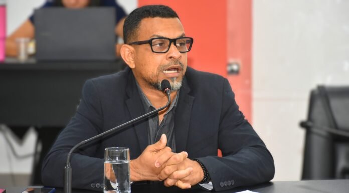 Vereador Anderson Xará cobra solução urgente para paralisação do serviço de tomografia na Policlínica Regional de Alagoinhas