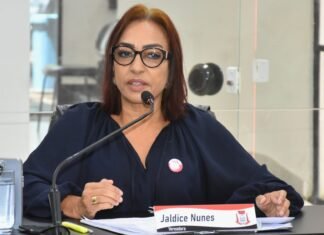 Vereadora Jaldice Nunes destaca 4ª Feira de Empreendedorismo, questiona cessão de espaços públicos e gestão do Hospital Materno-Infantil