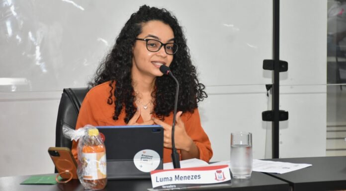 Vereadora Luma Menezes propõe integrar escolas, Secretaria de Educação e Defesa Civil para prevenir impactos climáticos em Alagoinhas