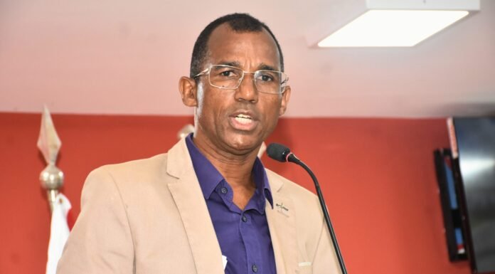 Vereador Thor de Ninha registra aprovação histórica da aposentadoria especial de ACS e ACE e cobra ações para melhoria da saúde