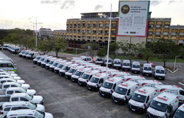 Governo do Estado reforça rede de saúde com entrega de 85 veículos