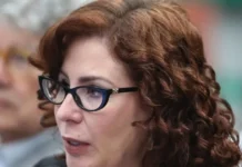 STF confirma condenação e mantém execução de pena contra Carla Zambelli