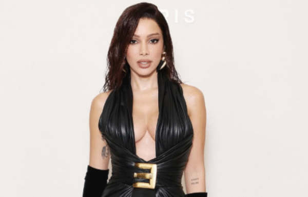 Anitta ironiza críticas sobre aparência após procedimentos: ‘Tô que nem paisagem’