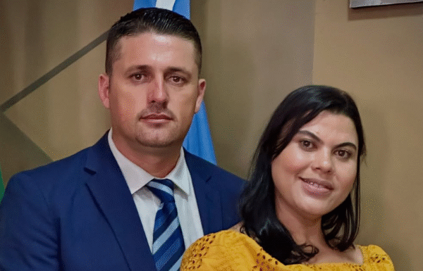 Mulher de prefeito da Bahia com R$ 1,2 milhão em bens recebeu Bolsa Família por mais de 10 anos