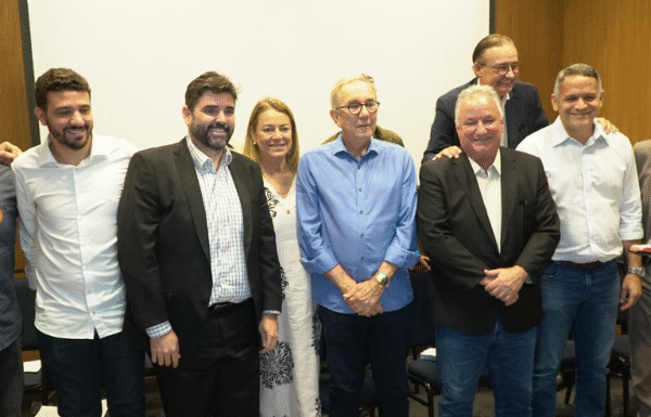 Avante filia novos membros mirando nas eleições de 2026