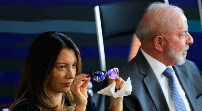 Oposição quer derrubar decreto que coloca gabinete de Lula a serviço de Janja