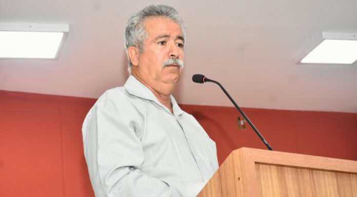 Conselheiro da Fundação Anjos de Quatro Patas faz apelo na Câmara por apoio à construção da nova sede