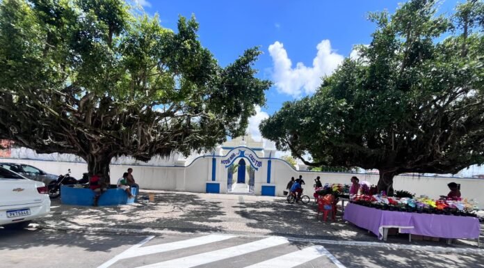 Prefeitura faz manutenção nos cemitérios de Alagoinhas para Dia de Finados