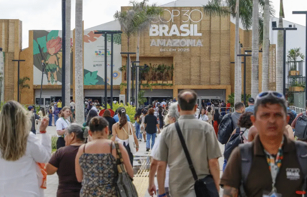 Cúpula dos Povos da COP30 começa com demandas e reinvindicações populares