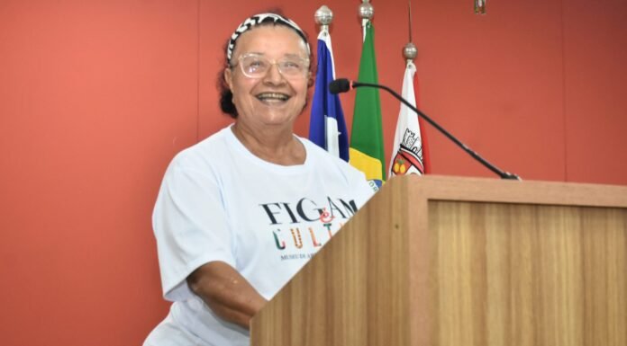 Na Tribuna da Câmara, Iraci Gama agradece emendas à FIGAM e recebe apoio para preservação da memória de Alagoinhas