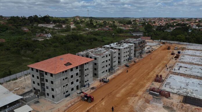 Doce Lar Habitação: Prefeito visita obras no MCMV e anuncia inscrições para o programa habitacional