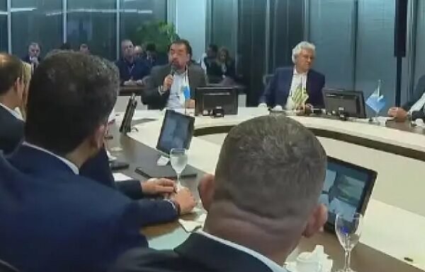 Governadores defendem enquadrar CV e PCC como terrorismo