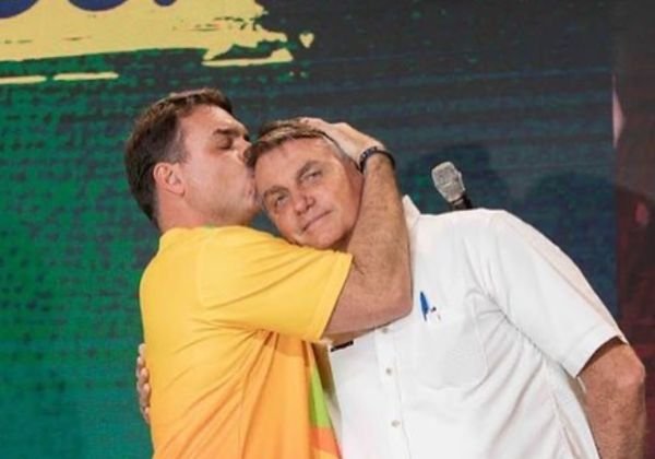 Flavio-Bolsonaro (2)