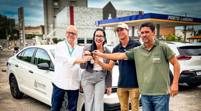 Deputada Ludmilla Fiscina entrega veículo do Inema para fortalecer ações ambientais em Alagoinhas