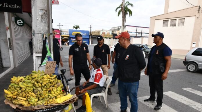 Operação regulariza comércio informal e organiza Centro da cidade para o mês de dezembro