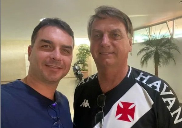 bolsonaro-e-flavio